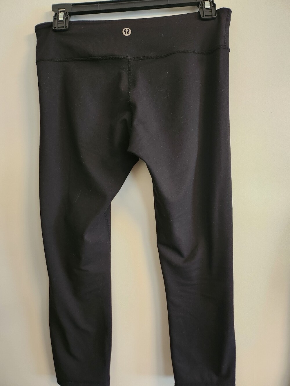 lululemon athletica Black Performance Leggings Size 4 7/8  Length